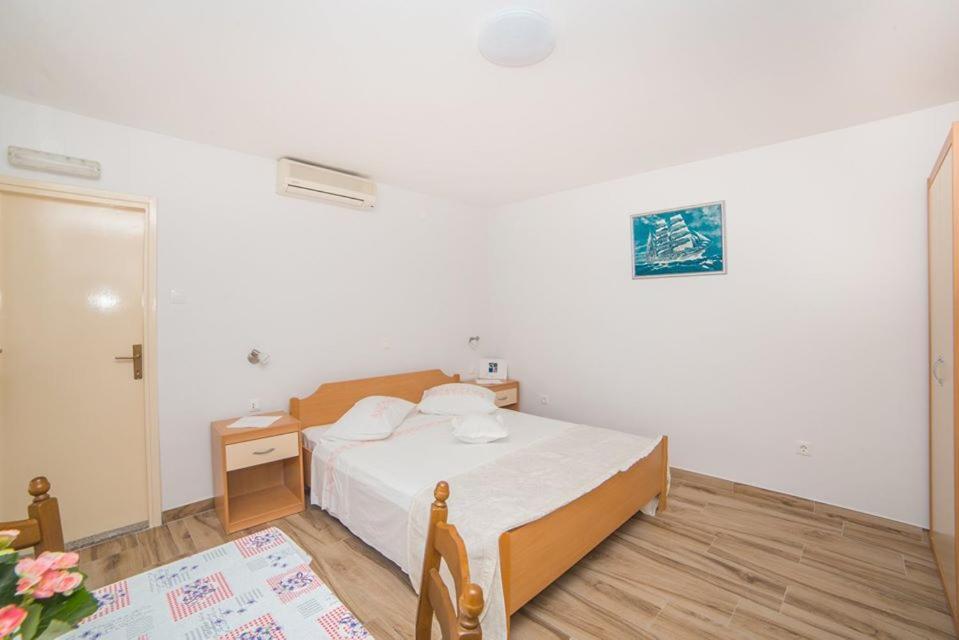 Apartmani Stipan بريلا المظهر الخارجي الصورة
